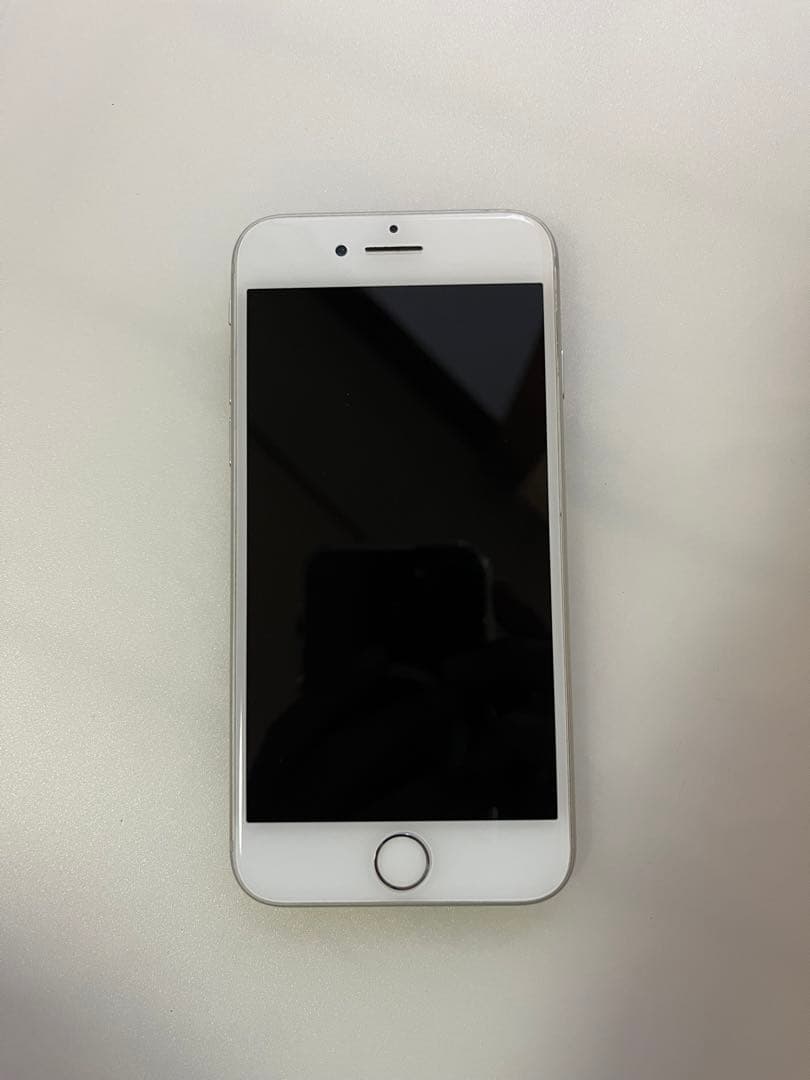iPhone8 64GB 初期化済み シルバー ホワイト