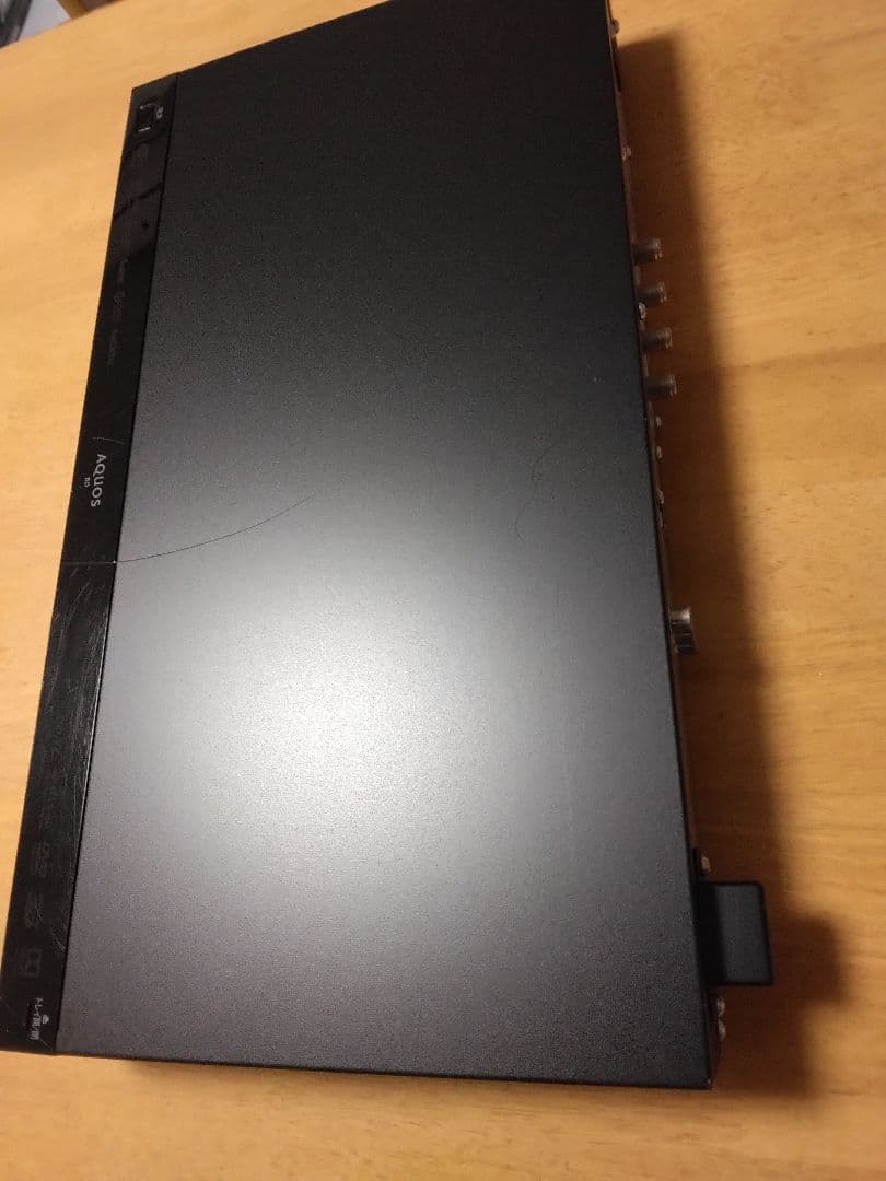 SHARP ブルーレイレコーダー T1800 3番組同時録画　　安心保証付