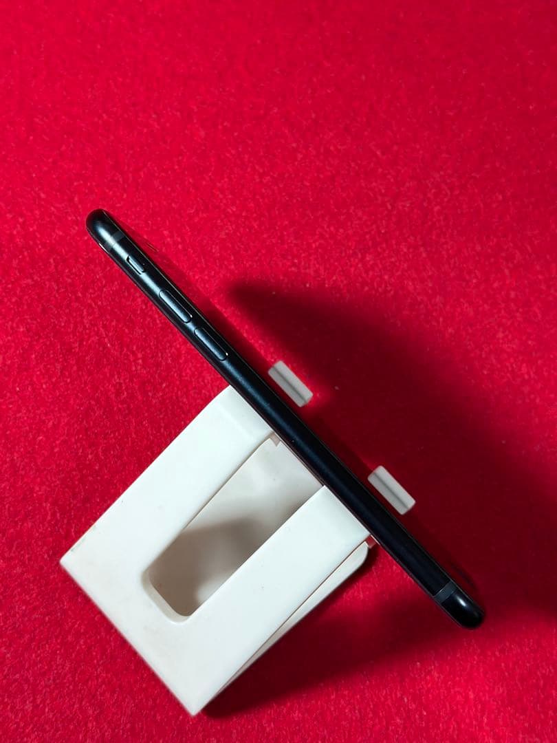 【7917】iPhone SE3第3世代ミッドナイト 128GB simフリー