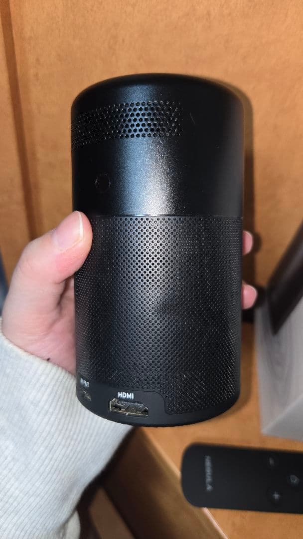 りょあ　プロジェクター