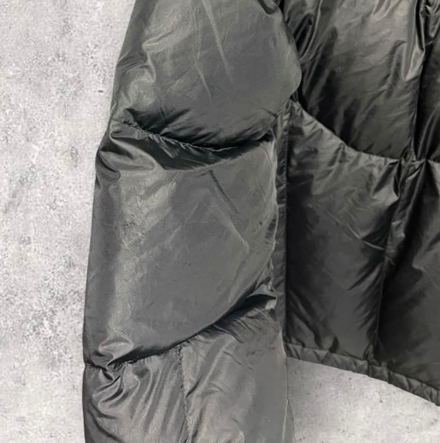 .マウンテンハードウェア ダウンジャケット ストリート ヌプシ型 ブラック