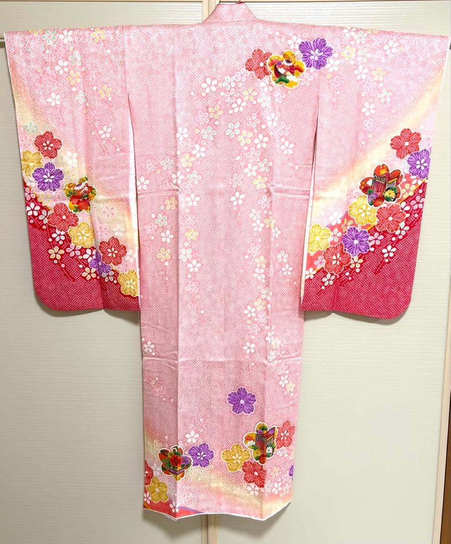 七五三 着物(7才花柄 ピンク系)、長襦袢、前板、伊達締め、しごき、足袋19cm