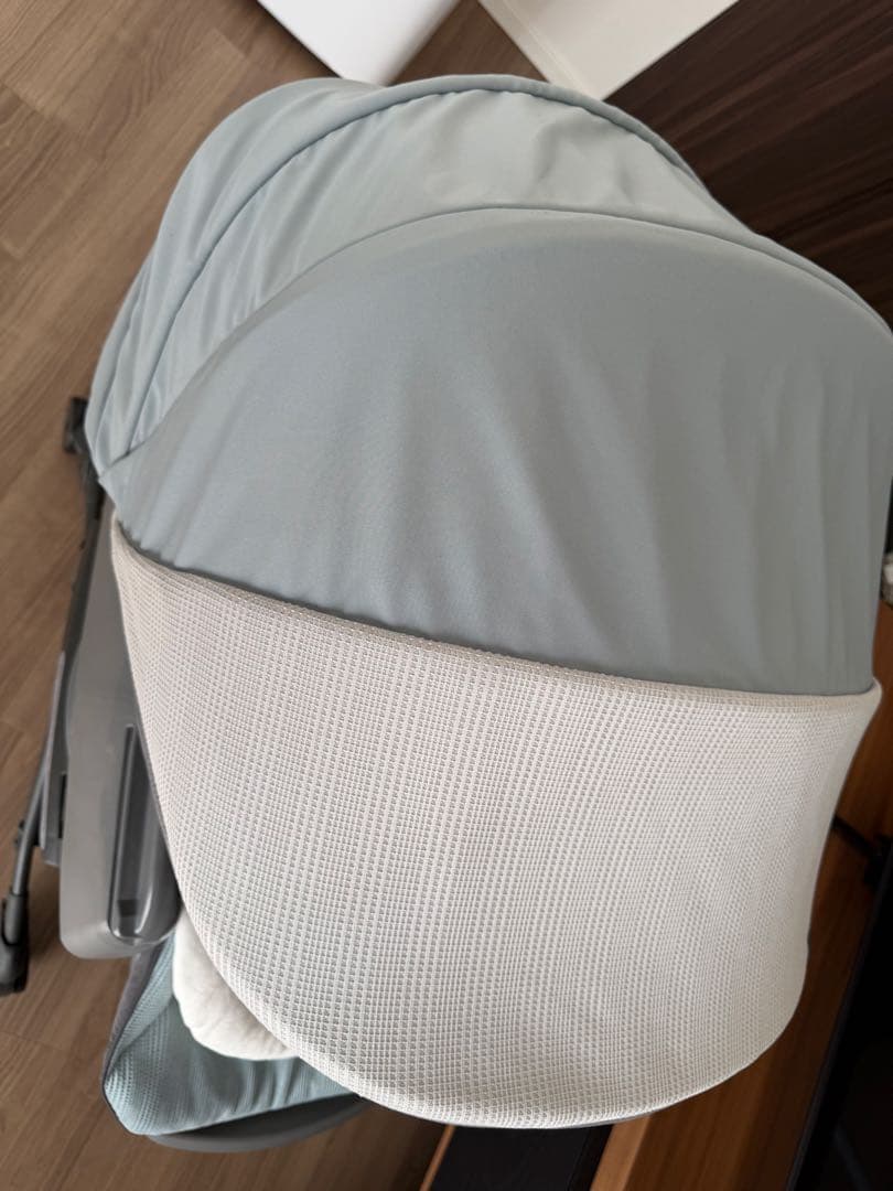 保証書付き　コンビ ネムリラ AUTO SWING BEDi