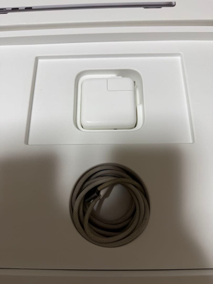 MacBook Air (M2, 2022) 8GB SSD256GB13インチ