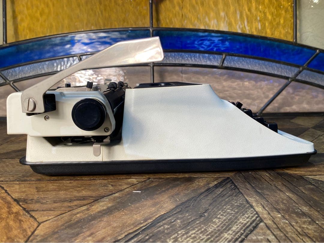 アンティーク タイプライター インテリア ホワイト 白 当時物 ビンテージ