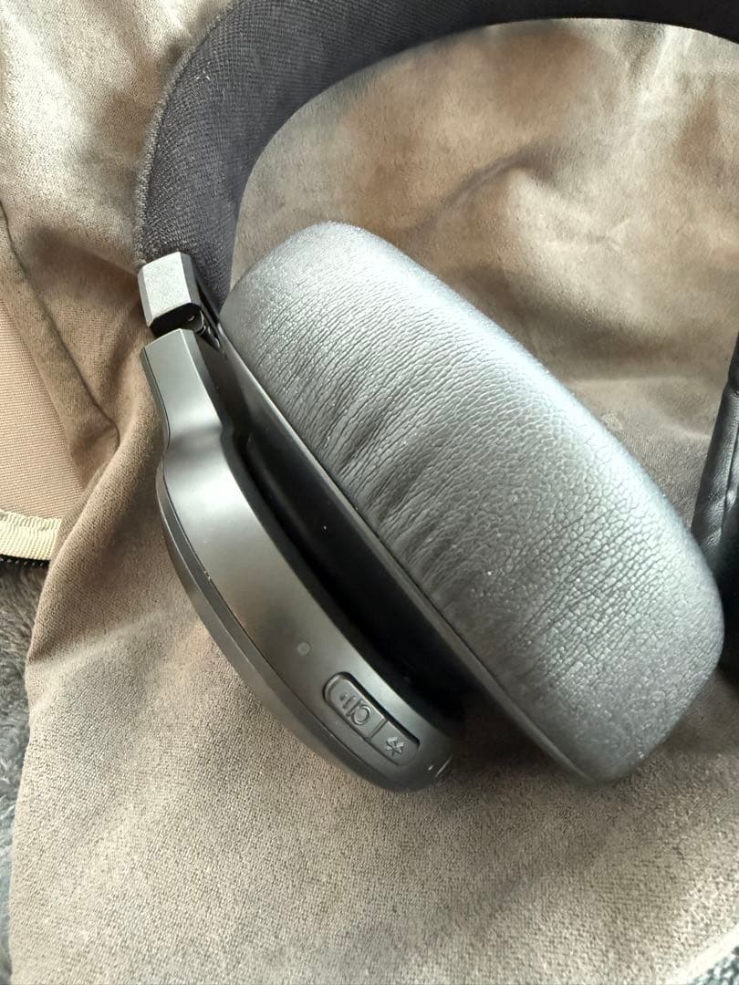 【使用短期間】JBL ワイヤレスヘッドホン ブラック LIVE 770 NC