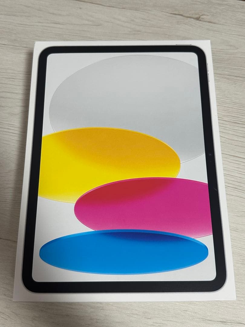 iPad (第10世代) 64GB WiFiモデル 限定保証付き