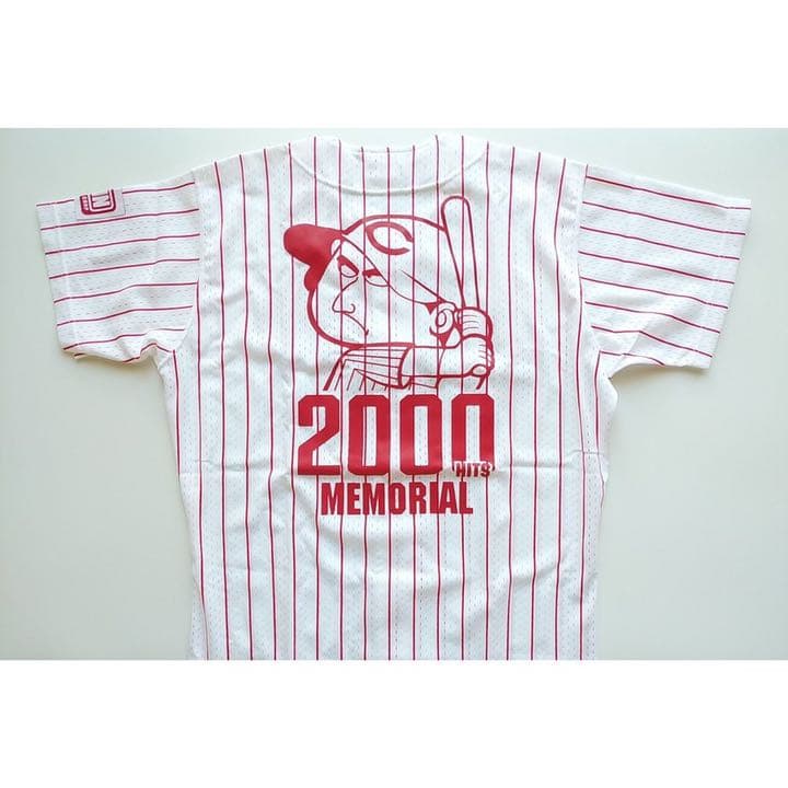前田智徳2000本安打記念ユニフォーム