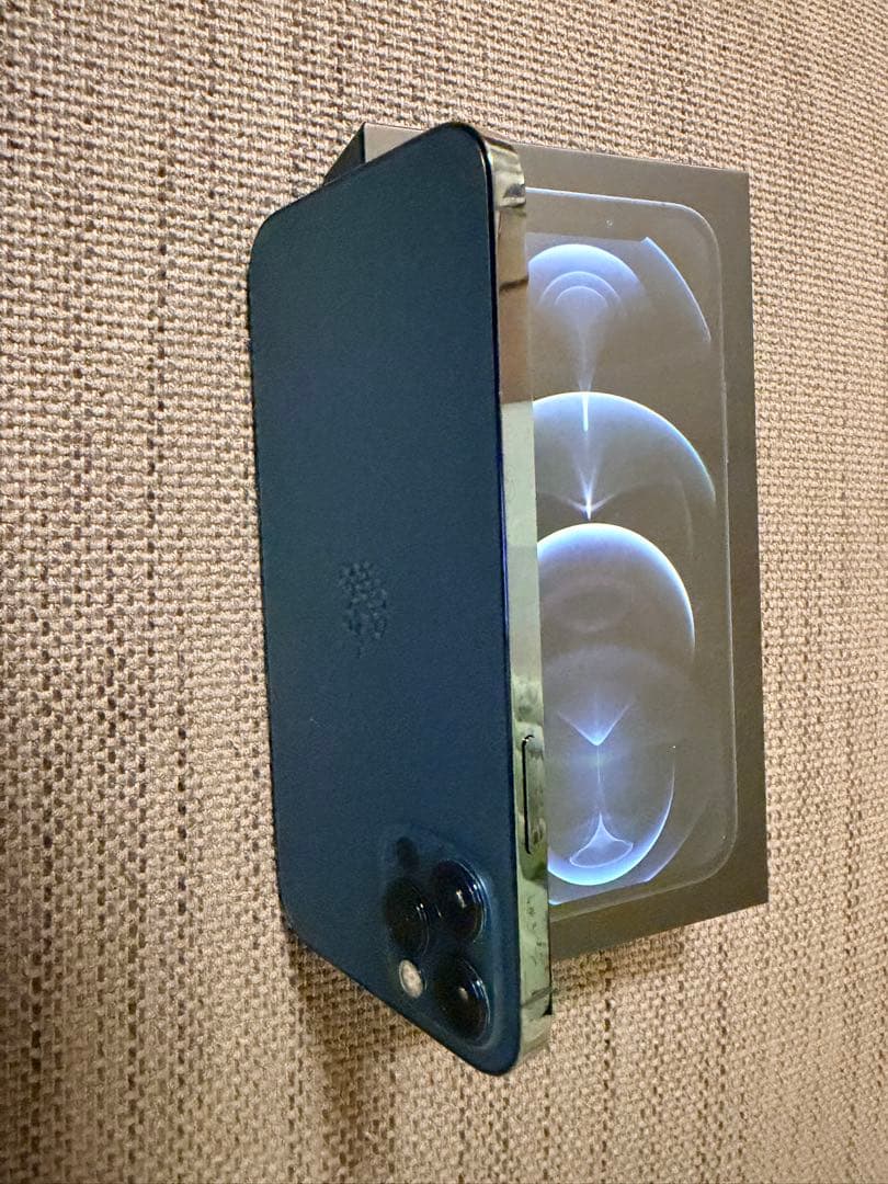 iPhone 12 Pro 128GB バッテリー88% SIMフリー