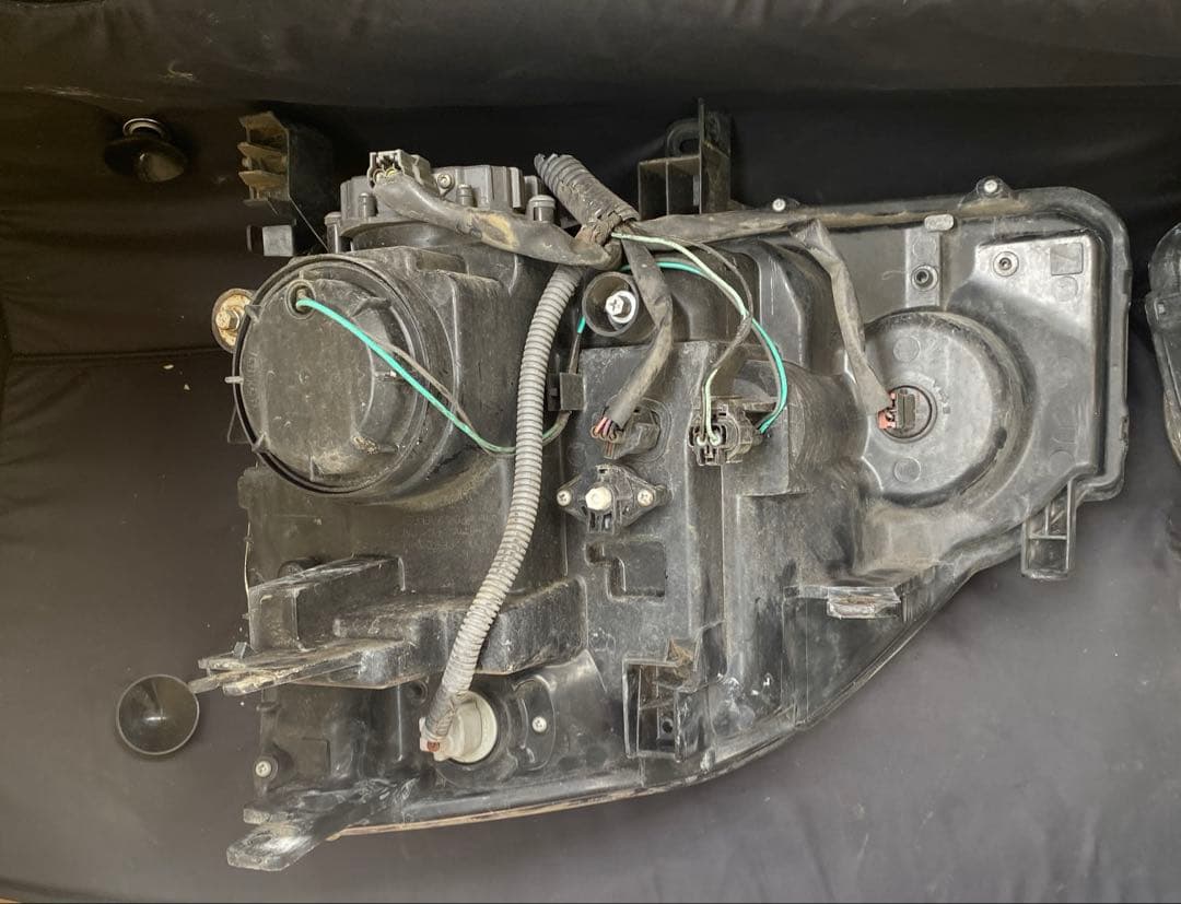 日産 エクストレイル T31 HIDヘッドライト左右セット 純正コーティング済み