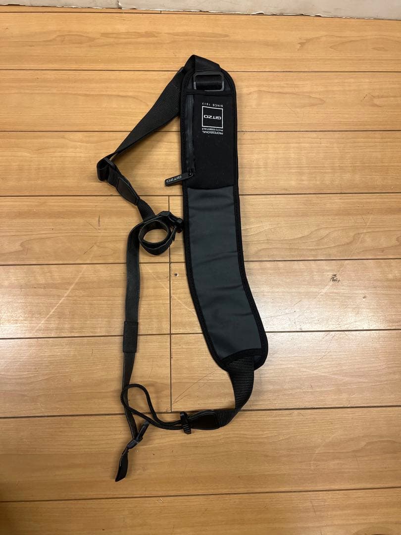 ［美品 ］ジッツォ GITZO 三脚 G1312 送料込み￼