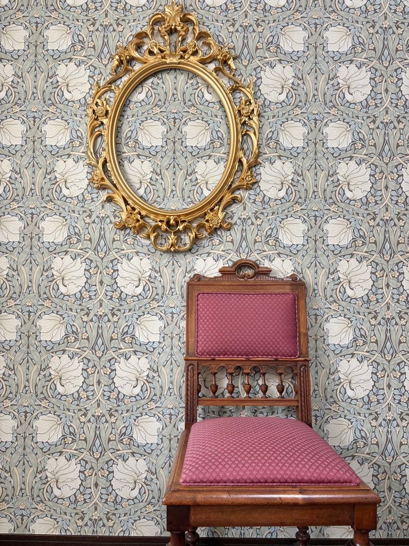 額縁　ゴールド　ロココ調　フレーム　インテリアIKEA UNG DRIL ミラー