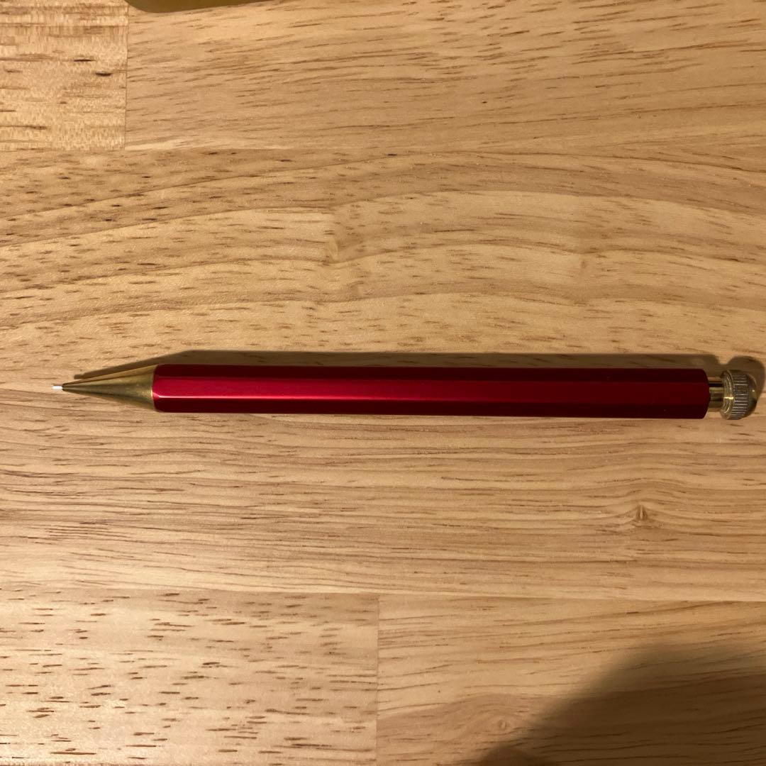 目立った傷や汚れなし　カヴェコスペシャル　レッドエディション　シャーペン　0.5