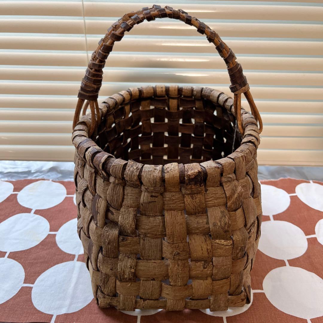 kegoya ケゴヤ　くるみ の籠