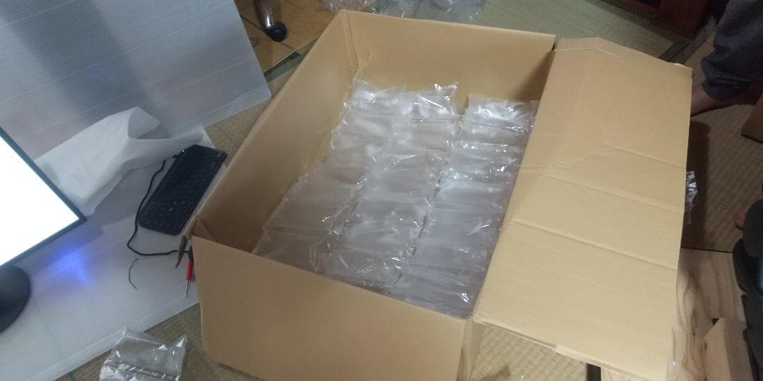 WQHD(2560x1440)　モニター本体　２７インチ