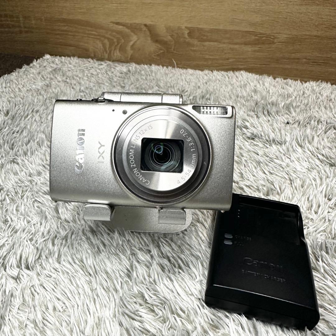 【美品】Canon IXY 650 シルバー コンパクトデジタルカメラ　充電器