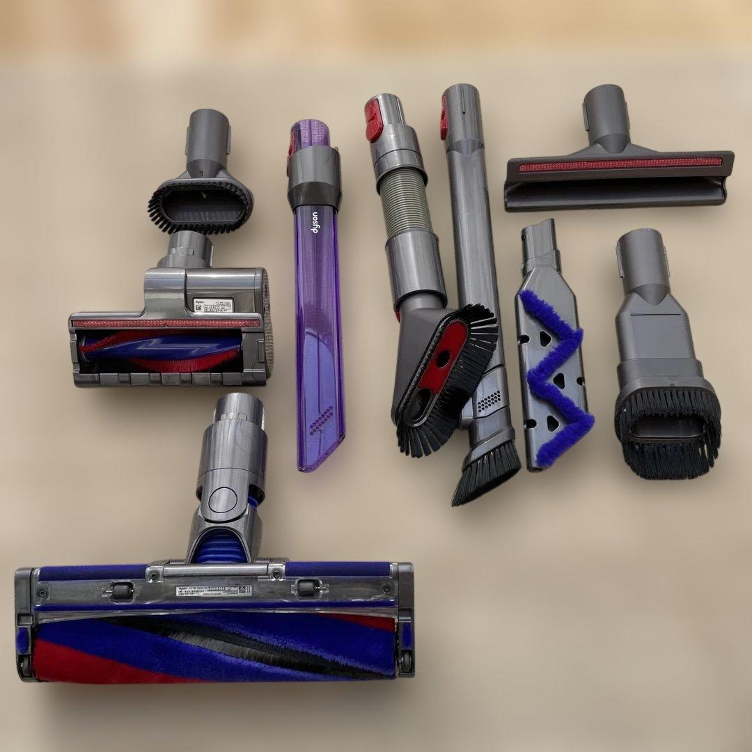 Dyson ダイソンsv18 純正ドック　アタッチメント多数