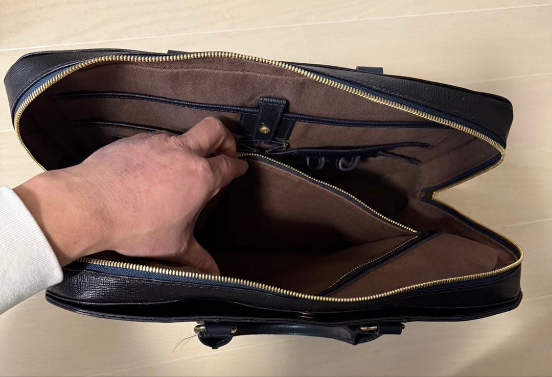 genten レザーブリーフケース ネイビー MacBook 13収納可