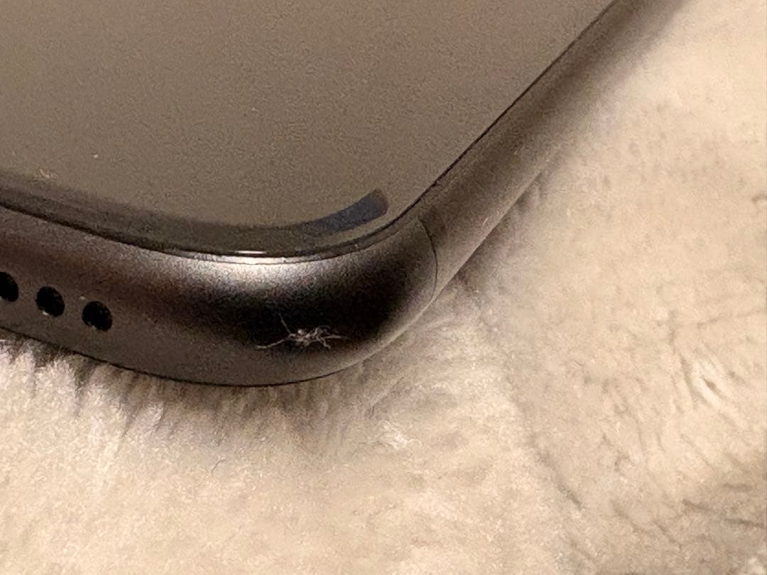 Apple iPhone 8 本体 ブラック 箱、ケース、充電器付き SIMなし