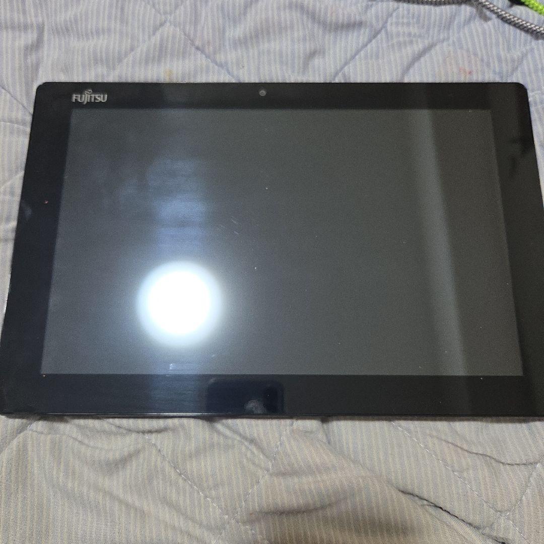 富士通 arrows Tab Windows10(2/5まで値引)