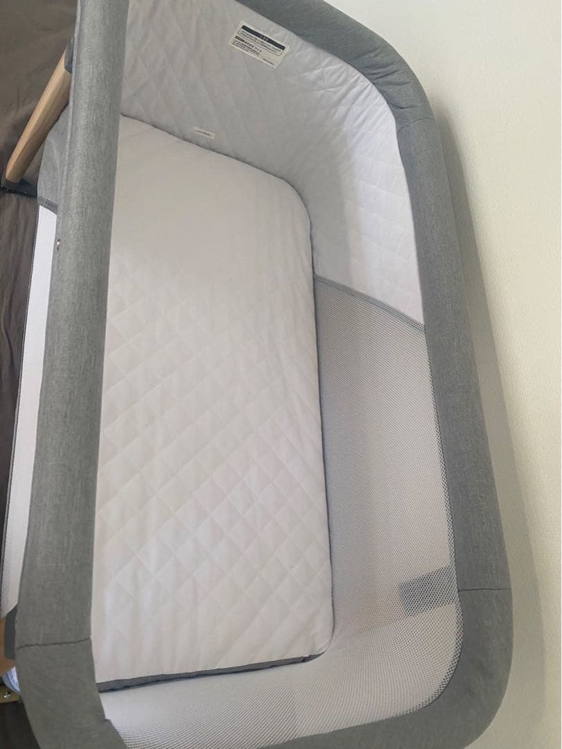 【美品】YATOMI のミニベビーベッド