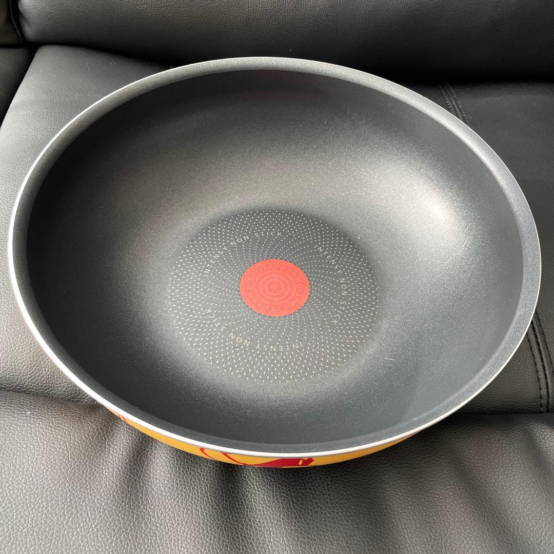 ティファール　プーさん鍋フライパン7点セット　新品　キッチン￼ 可愛い　新生活