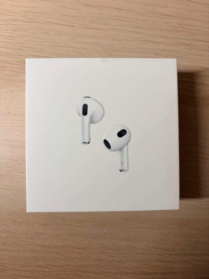 美品AirPods第3世代本体 箱、充電ケース、ケーブル付き