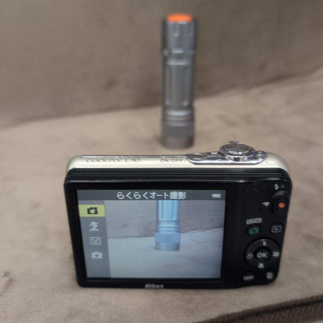 Nikon COOLPIX A10 コンパクトデジタルカメラ