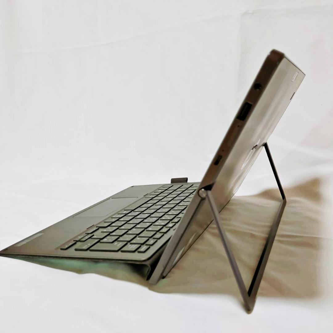 【美品】タブレット型で軽量✨キーボード付き✨HP設定済ノートパソコン