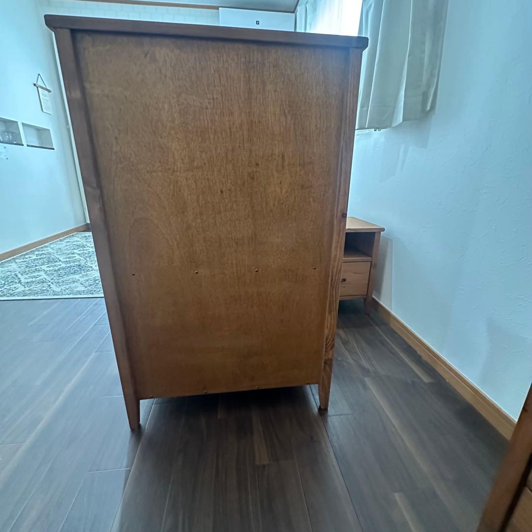 木製キャビネット ガラス扉付き 中型