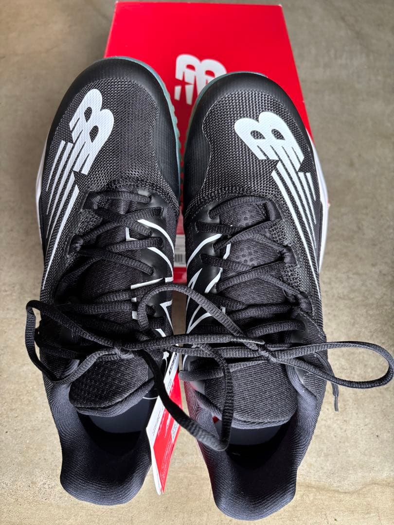 【新品】ニューバランス／トレーニングシューズ　27cm