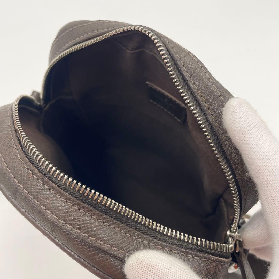 美品✨ルイヴィトン タイガ ディミトリM32462 ショルダーバッグ ブラウン