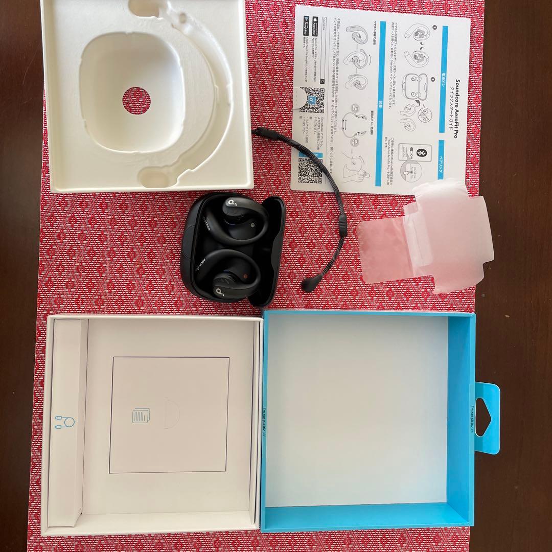 イヤホン SoundCore Anker Aero fit Pro BLACK