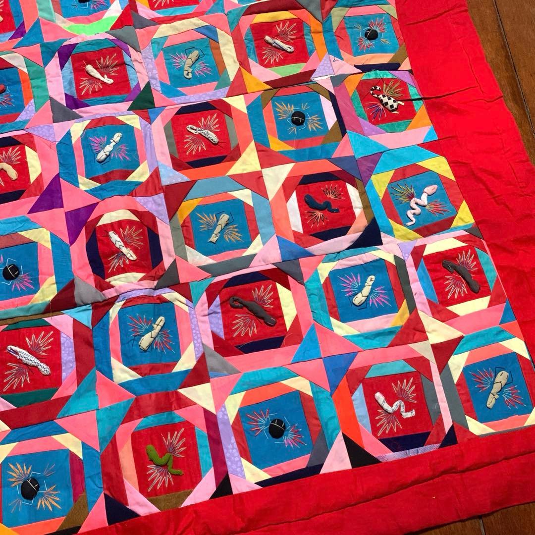 貴重！vintage♡パッチワークキルト大判　チャイナ刺繍　ラグ　ブランケット