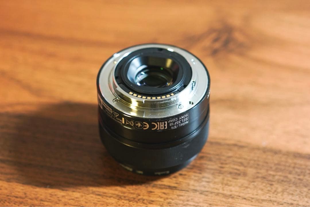 即購入可能　SEL35F18