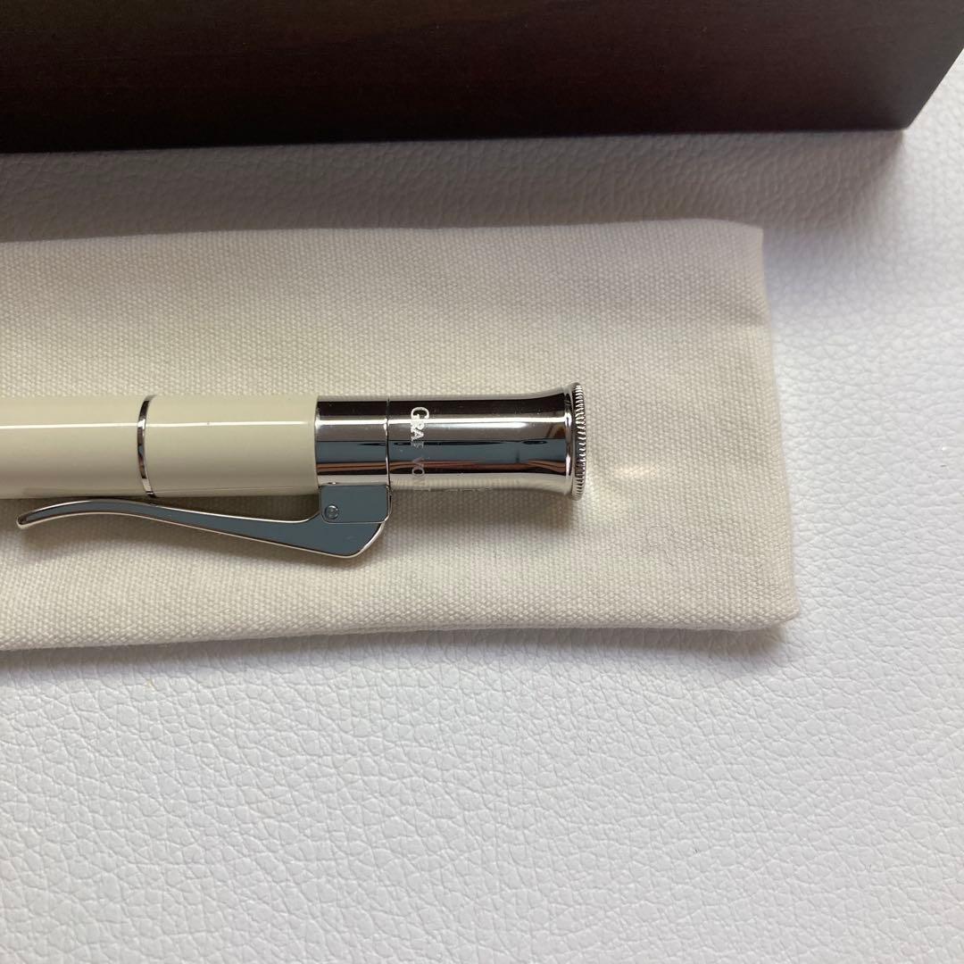GRAF VON FABER-CASTELL ボールペン