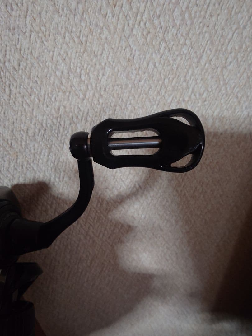 リール 24CERTATE CUSTOM BODY ST FC 2500-XH-SLPW