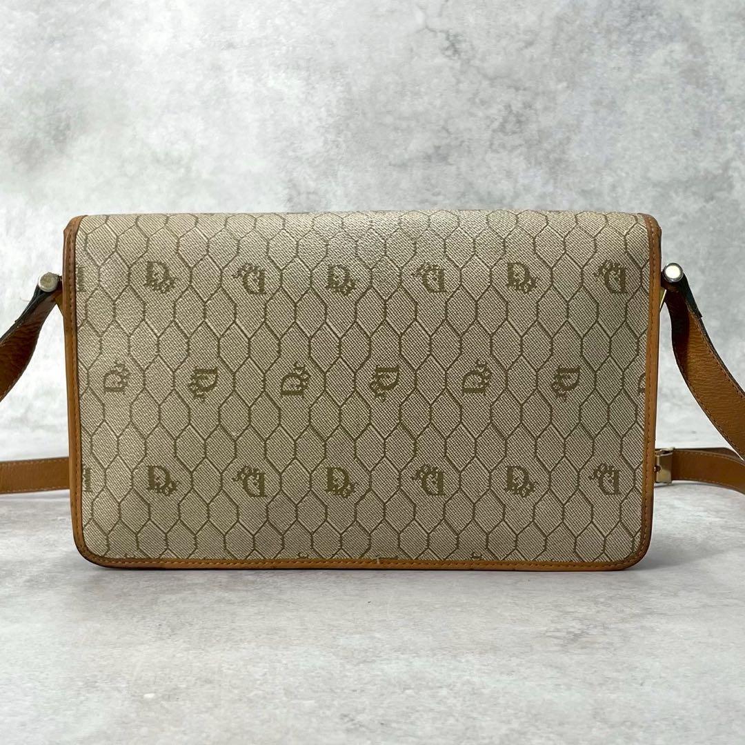 【美品】ディオール　ショルダーバッグ　ハニカム　レザー　PVC ロゴ金具