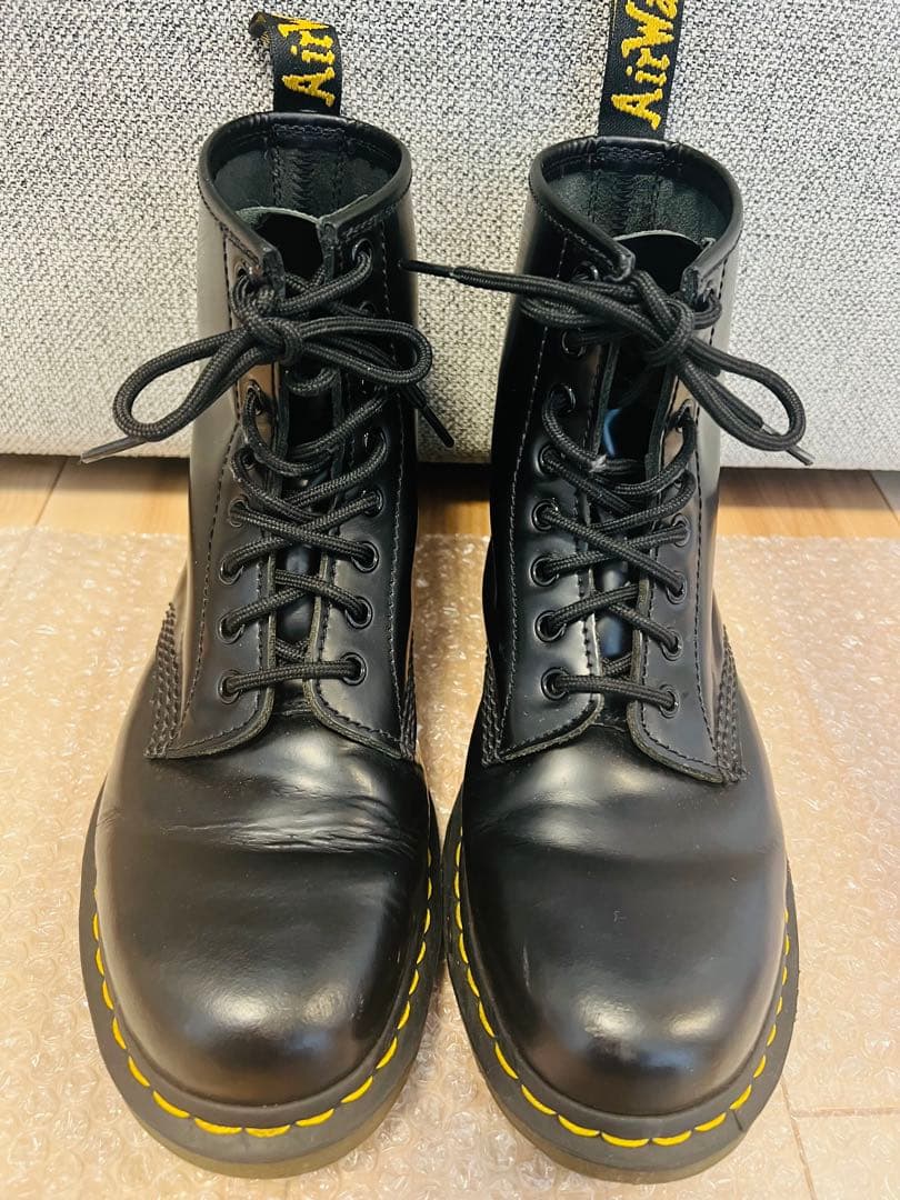 ドクターマーチン　8ホールブーツ 黒 イエローステッチ　UK7