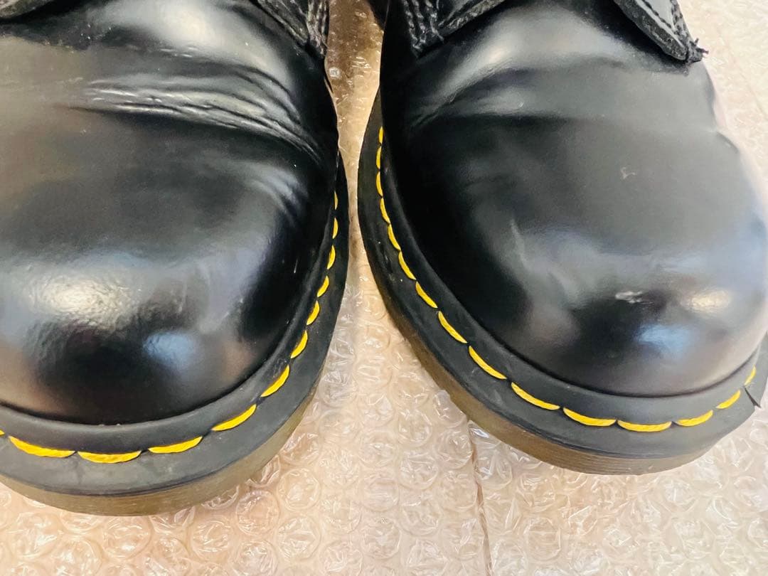ドクターマーチン　8ホールブーツ 黒 イエローステッチ　UK7