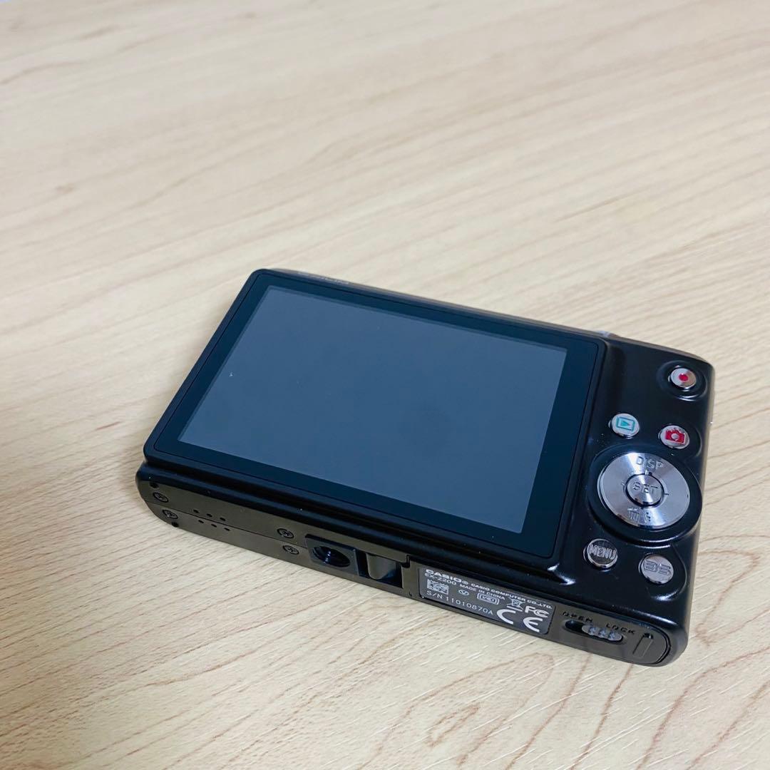 CASIO カシオ　EXILIM EX-Z200コンデジ デジカメ