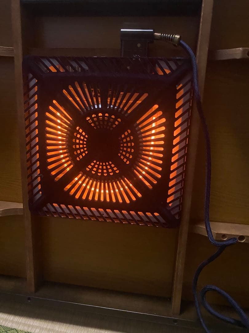 ダークブラウン 木目調　こたつ 縦約105cm x 横74cm高さ約42cm