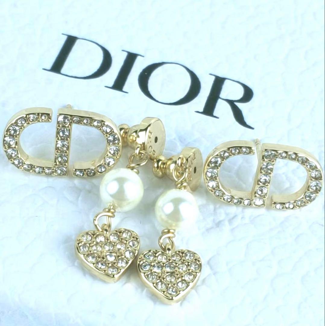 片耳✨美品Christian Dior ディオール　ラインストーン ロゴ ピアス