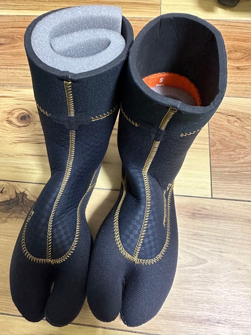 [新品未使用]MAGIC  サーフブーツ Sサイズ 24cm