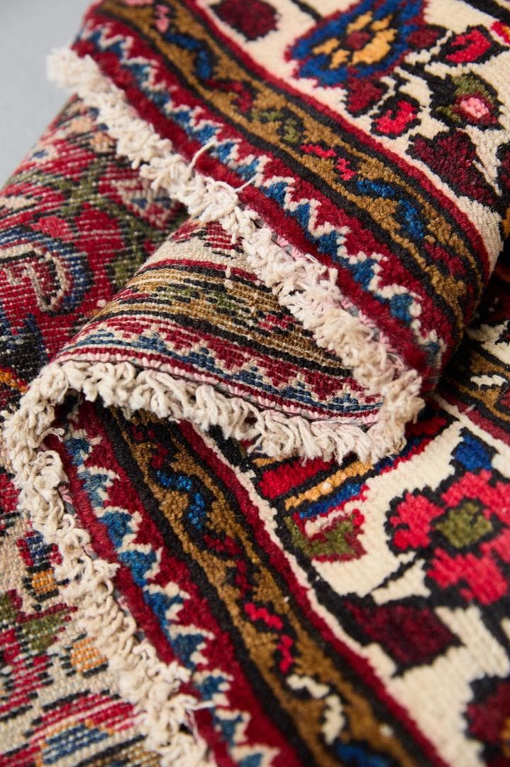 ヴィンテージラグ　ペルシャ絨毯　トライバルラグ（157×105cm）赤　青　黃