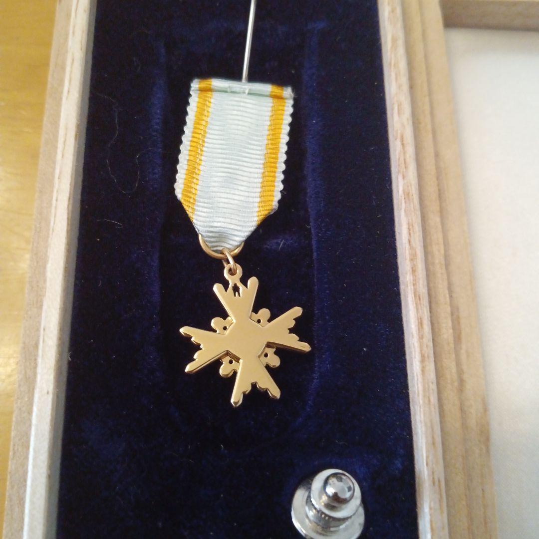 【レア 極美品】勲三等瑞宝章 略章勲章 略小勲章 勲章 徽章 記章