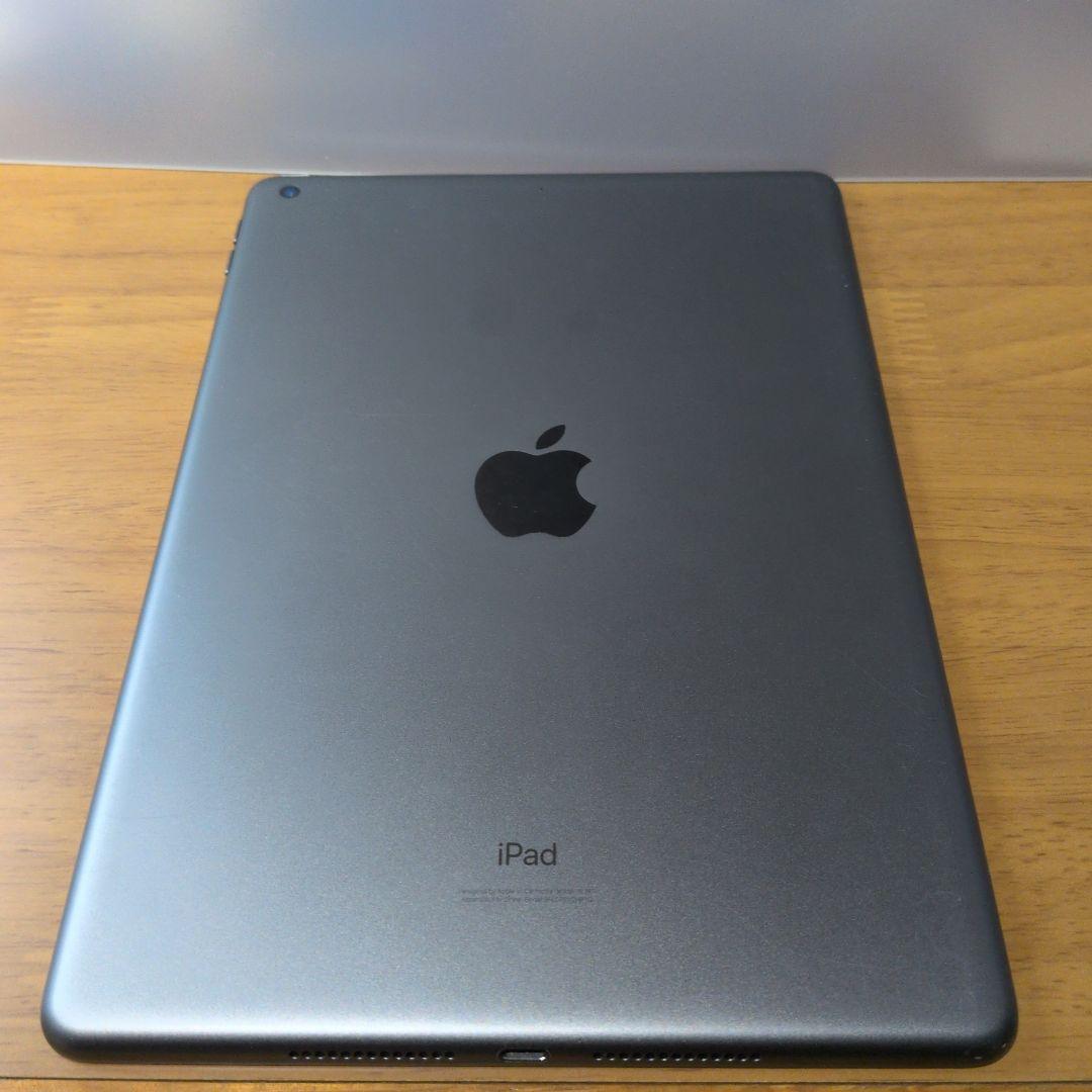iPad第7世代 128GB SIMフリースペースグレイ 10.2インチ 本体