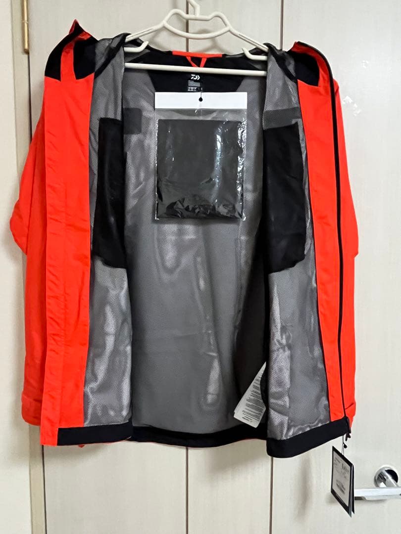 【新品未使用】ダイワDAIWAレインマックスレインスーツDR-3322