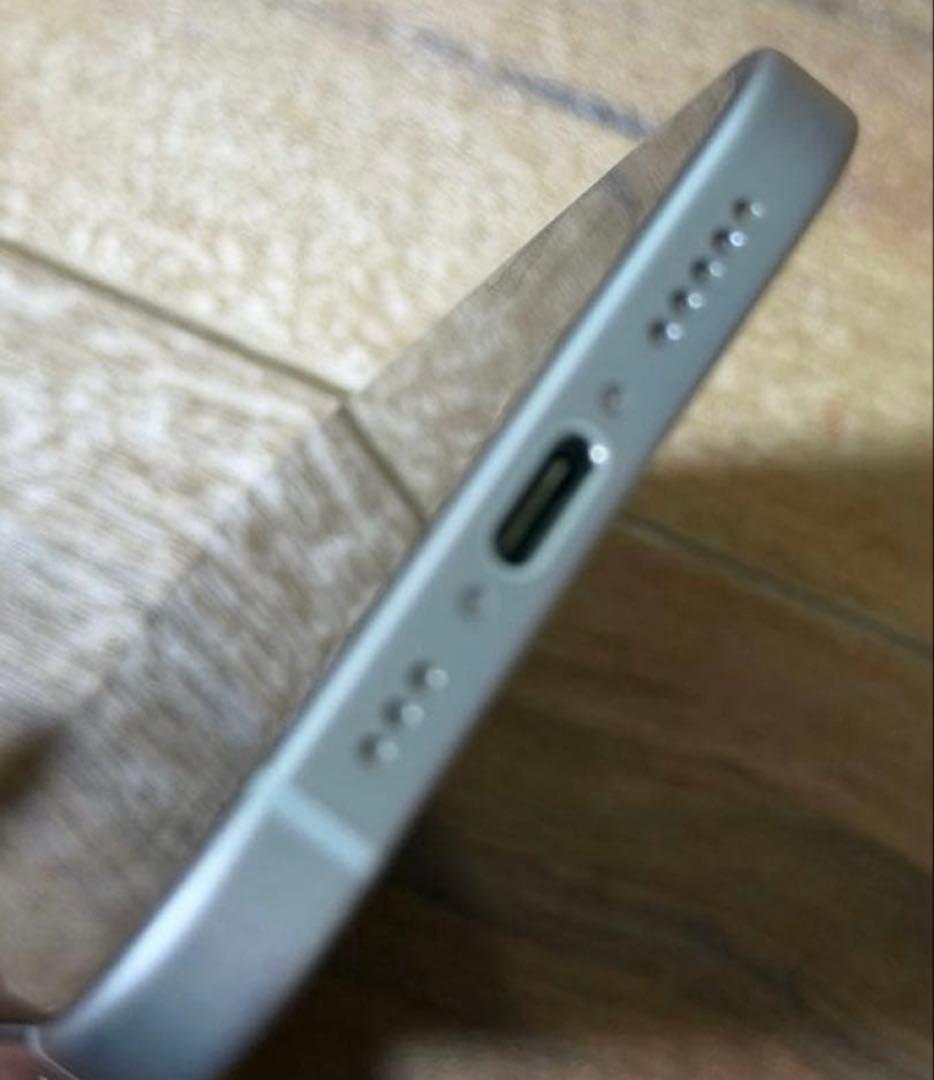 【充放電7回】iPhone15 128GB ブルー SIMフリー