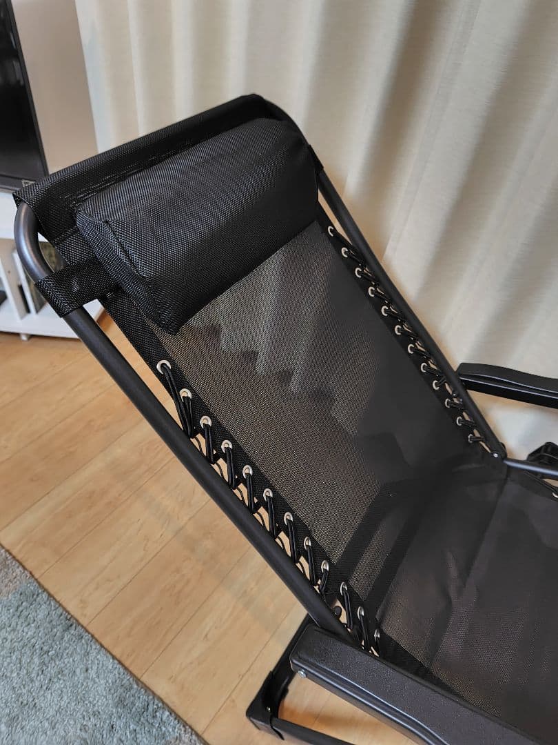 【新品未使用】折りたたみ式 リクライニングチェア (スポンジマット付き)ブラック